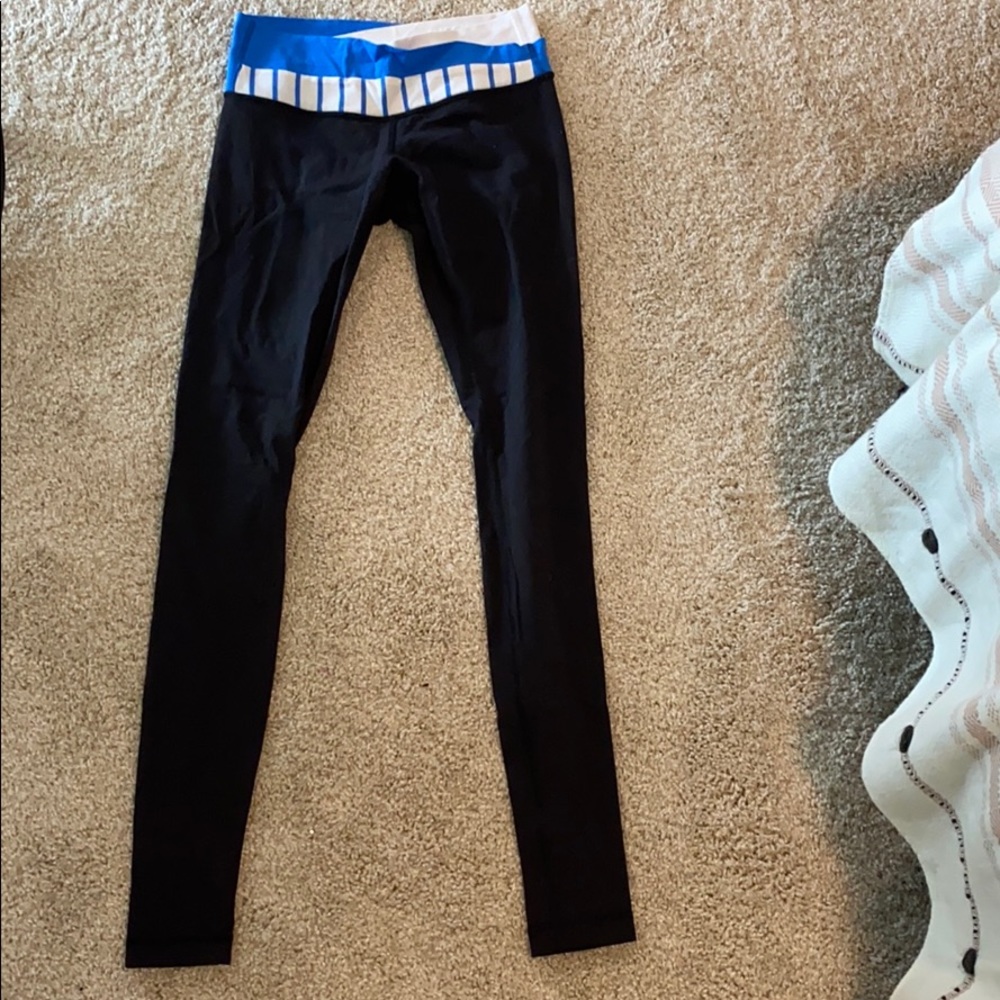 Lululemon leggings!